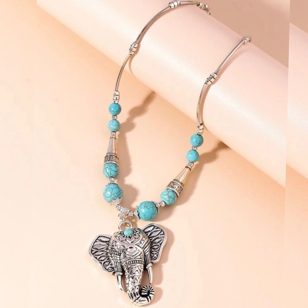 Boho WesternTribal Navajo Turquoise Beaded Elephant Head Charm Pendant Choker - Picture 7 of 12